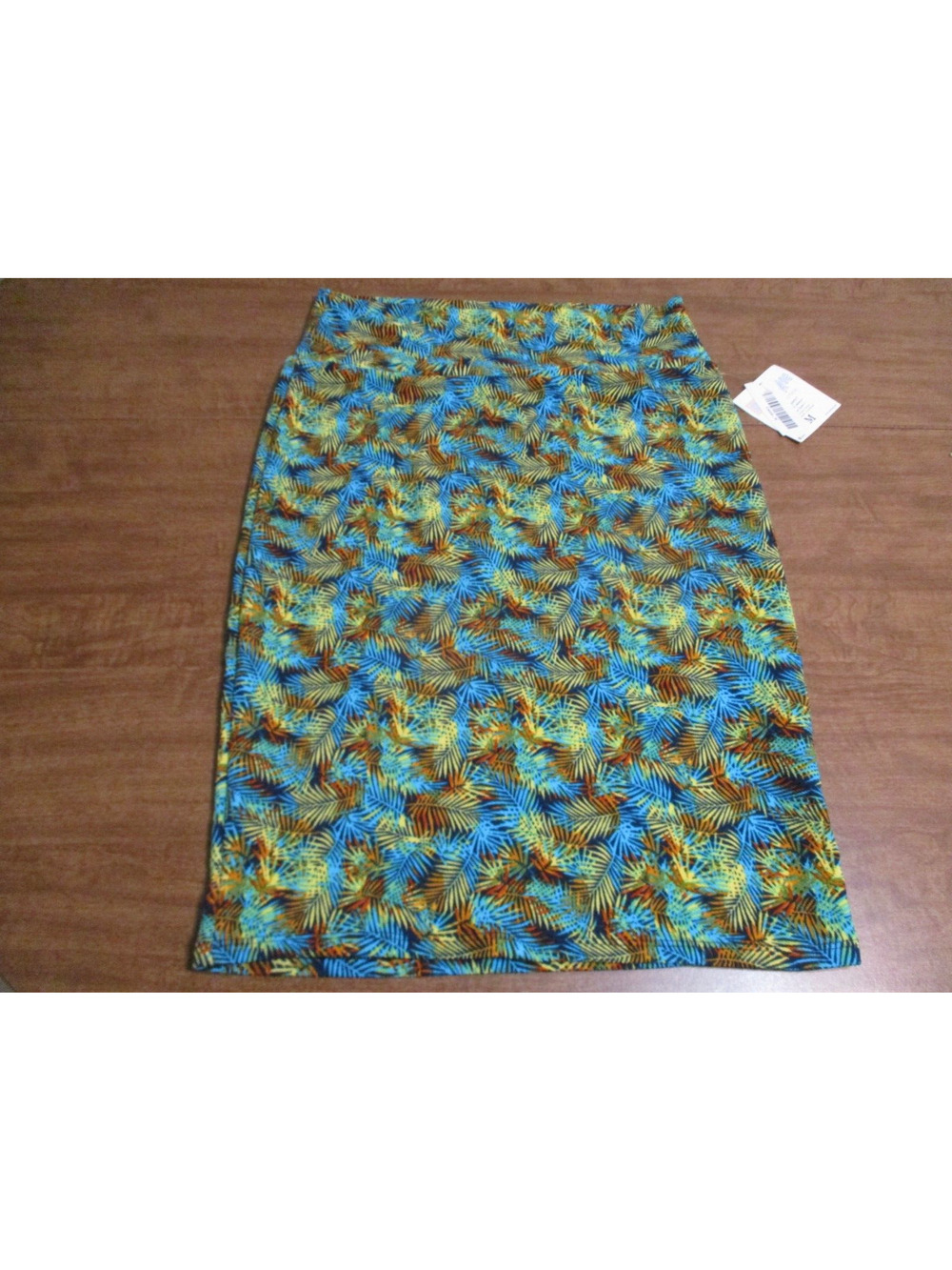 LULAROE CASSIE SKIRT MULTI COLOR BLUE YELLOW BLACK BROWN SIZE MEDIUM